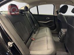 بي ام دبليو الفئة 3